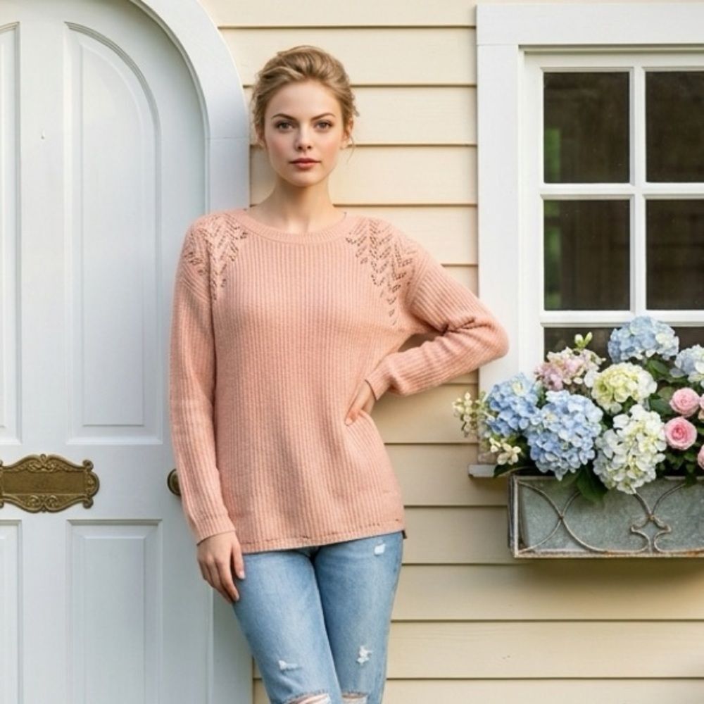 NWT St John’s Bay Women’s Pale Pink Acrylic Crew Neck Sweater - Size 0X/XL